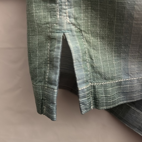 Tommy Bahama - Picture 9 of 11